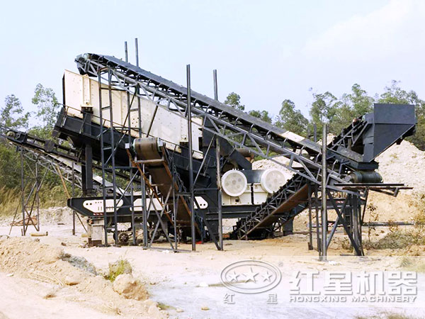 車載移動磕石機(jī)占地小